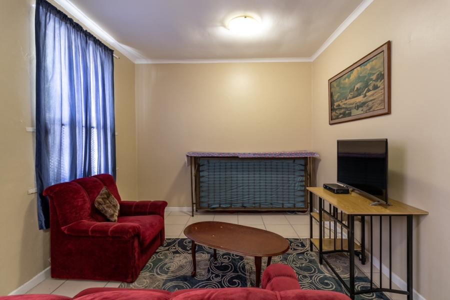 1 Bedroom Property for Sale in Wellington Central Western Cape